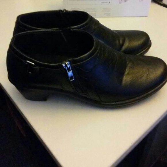 easy street Shoes - Shoes